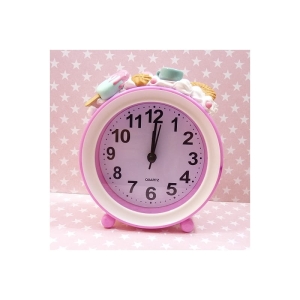 Budzik z herbatą i lodem